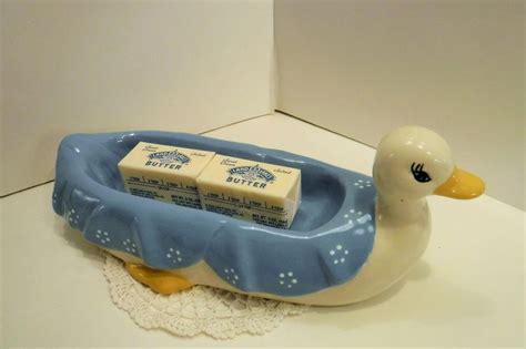 en smör gås (a butter goose)
                                        
                                        (this is funny because the swedish word for sandwich is smörgås, and if you separate the two words into smör gås, it means butter goose)